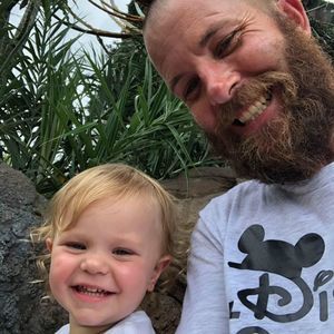 Meet your Posher, Casey